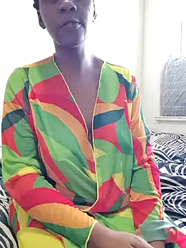 Snapshot of princess-boobz chatting on February 19, 2026, 6:21 am princess-boobz online show from February 19, 2026, 6:21 am