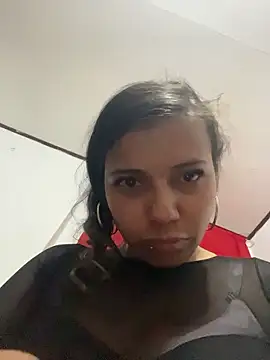 cinthia2011 online show from January 8, 2026, 2:28 am