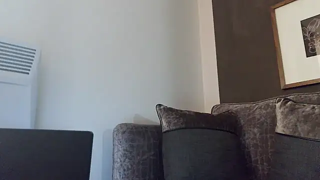 ScottishIvy online show from March 24, 2026, 8:20 pm