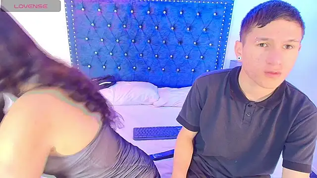 Snapshot of Vero_and_stive chatting on February 20, 2026, 7:16 pm Vero and stive online show from February 20, 2026, 7:16 pm