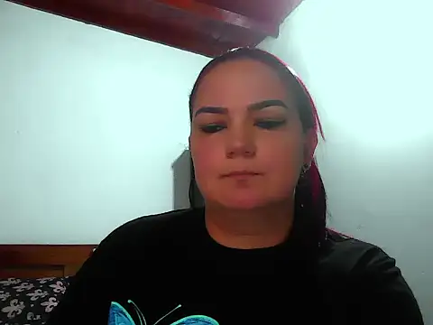 Snapshot of Roja_tentacion chatting on January 5, 2026, 6:55 pm Roja tentacion online show from January 5, 2026, 6:55 pm