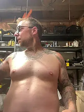 Snapshot of WIDBIGWHITECOCK chatting on June 7, 2026, 2:50 am WIDBIGWHITECOCK online show from June 7, 2026, 2:50 am