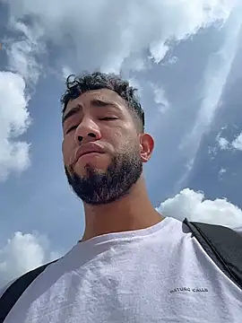 liam bronw online show from February 8, 2026, 2:37 pm