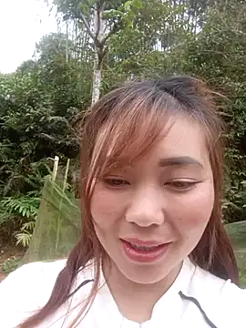 Snapshot of Miu_baby01 chatting on March 4, 2026, 5:04 am Miu baby01 online show from March 4, 2026, 5:04 am