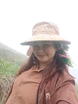 Snapshot of Miu_baby01 chatting on April 21, 2026, 3:02 am Miu baby01 online show from April 21, 2026, 3:02 am