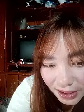 Snapshot of Miu_baby01 chatting on February 17, 2026, 4:10 am Miu baby01 online show from February 17, 2026, 4:10 am