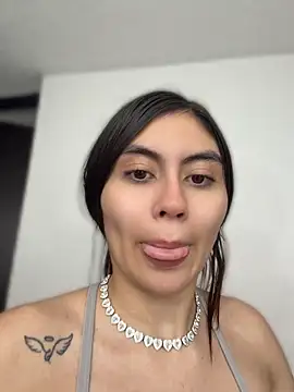 Stormi th online show from April 19, 2026, 5:36 pm