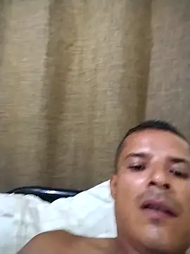 Snapshot of Gracho_25 chatting on February 2, 2026, 9:14 pm Gracho 25 online show from February 2, 2026, 9:14 pm