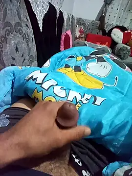 ebrahem45665 online show from February 5, 2026, 5:47 am