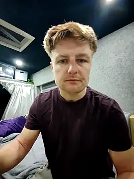 Snapshot of Xavier_wolfx chatting on February 22, 2026, 7:15 pm Xavier wolfx online show from February 22, 2026, 7:15 pm