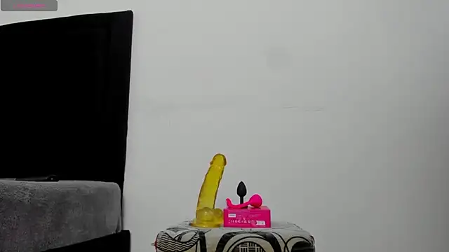 camilo model online show from March 8, 2026, 5:44 am