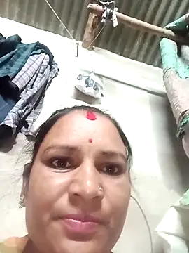 Hot hiuj online show from March 12, 2026, 3:49 pm