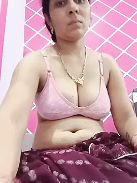 Hot ree85 online show from June 14, 2026, 4:57 am