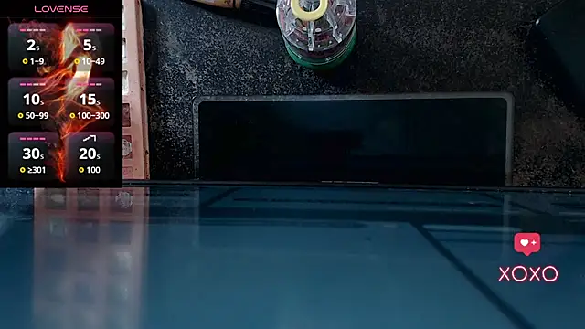 Naughty QueenXoXo online show from January 8, 2026, 2:34 pm