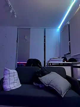 Snapshot of xlatin0 chatting on March 15, 2026, 11:23 pm xlatin0 online show from March 15, 2026, 11:23 pm