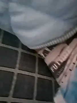 lvjinshun147 online show from April 19, 2026, 6:58 am