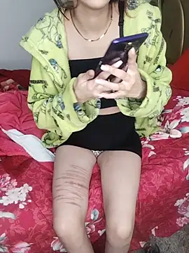 Snapshot of toty0007 chatting on February 25, 2026, 9:47 pm toty0007 online show from February 25, 2026, 9:47 pm