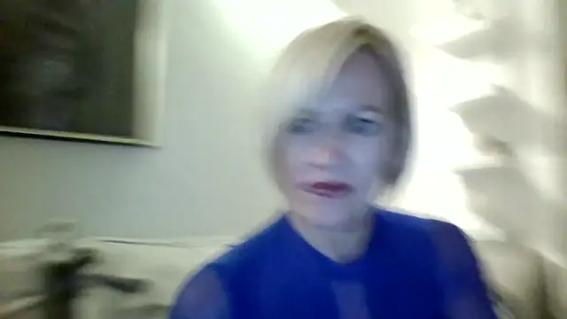 Snapshot of Milfshake227 chatting on May 22, 2026, 10:08 pm Milfshake227 online show from May 22, 2026, 10:08 pm