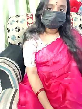 Snapshot of Tinarosy13 chatting on February 16, 2026, 3:54 pm Tinarosy13 online show from February 16, 2026, 3:54 pm