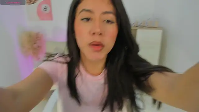 Sussan Monroe online show from April 19, 2026, 7:16 pm