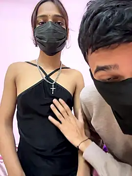 Snapshot of cupid_heart00 chatting on January 17, 2026, 6:39 am cupid heart00 online show from January 17, 2026, 6:39 am