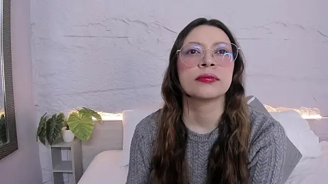 lanna 18  online show from March 27, 2026, 11:33 am