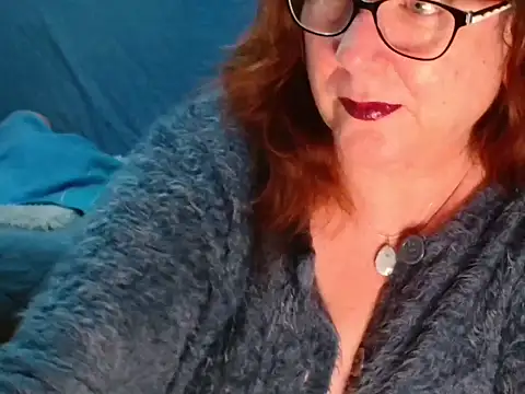 xmyriamx online show from April 12, 2026, 8:50 am