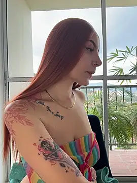 alesziarose  online show from March 13, 2026, 10:26 pm