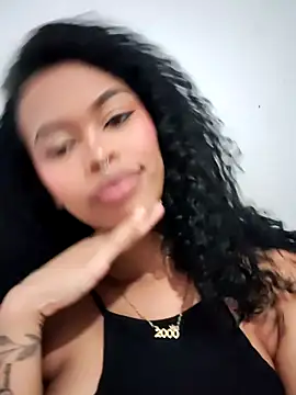 Snapshot of shenna_brunette chatting on January 13, 2026, 2:37 am shenna brunette online show from January 13, 2026, 2:37 am