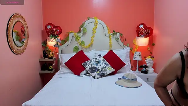 Dalila Najjar  online show from April 12, 2026, 2:20 pm