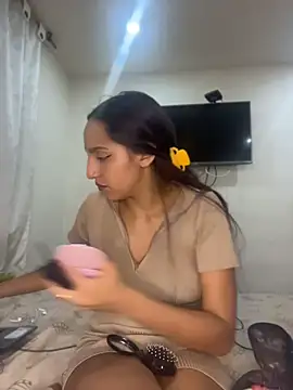 Snapshot of Eve_Ritz chatting on July 19, 2026, 5:49 am Eve Ritz online show from July 19, 2026, 5:49 am