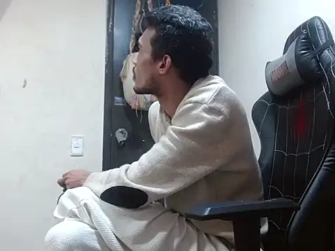 Calientes96 online show from February 10, 2026, 5:28 am