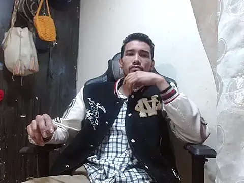 Calientes96 online show from February 8, 2026, 3:59 am