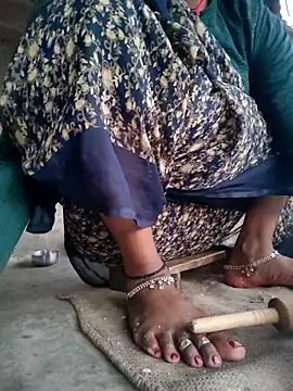 Queen chayna online show from February 5, 2026, 1:23 am