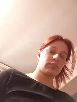 Lily Viola online show from March 28, 2026, 6:03 am