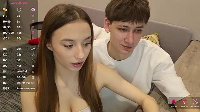 Snapshot of Candyy_Molly chatting on February 12, 2026, 7:19 am Candyy Molly online show from February 12, 2026, 7:19 am