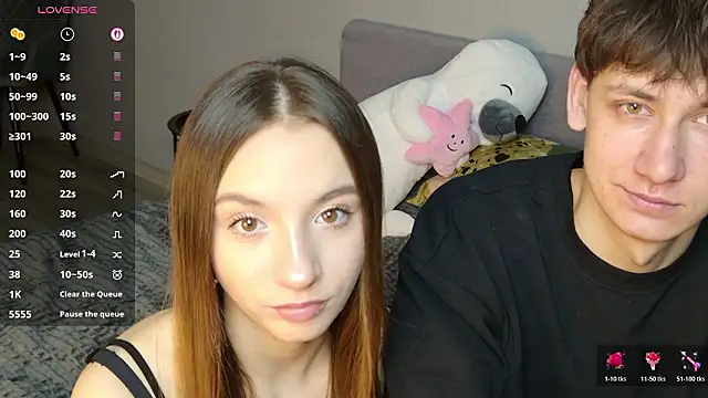 Snapshot of Candyy_Molly chatting on February 8, 2026, 5:27 am Candyy Molly online show from February 8, 2026, 5:27 am