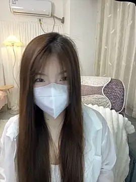  xiaoxinxin  online show from April 23, 2026, 4:08 pm