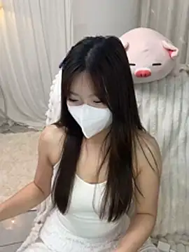 Snapshot of _xiaoxinxin_ chatting on May 11, 2026, 2:45 pm xiaoxinxin online show from May 11, 2026, 2:45 pm