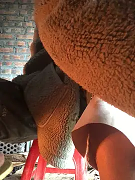 Minhkhue121 online show from February 9, 2026, 10:13 am