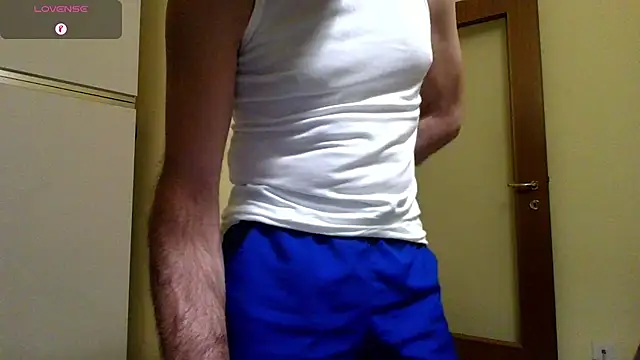 Snapshot of Ele7b5 chatting on June 13, 2026, 10:51 pm Ele7b5 online show from June 13, 2026, 10:51 pm
