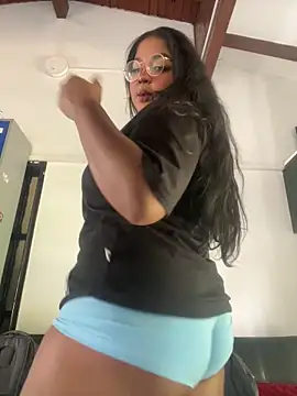 Isabella Belmont online show from February 12, 2026, 8:08 pm