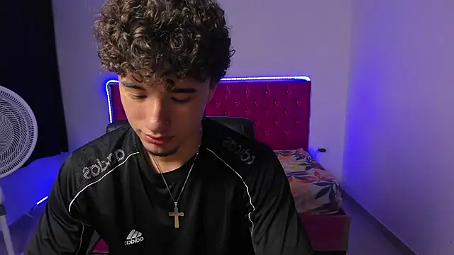 Snapshot of jean_burns chatting on February 20, 2026, 8:00 pm jean burns online show from February 20, 2026, 8:00 pm