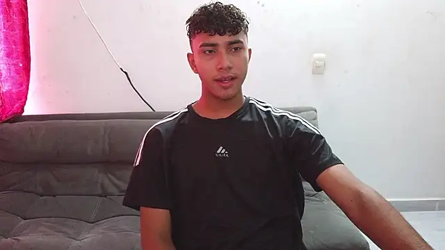 Snapshot of naugthy_boy88 chatting on March 13, 2026, 2:33 pm naugthy boy88 online show from March 13, 2026, 2:33 pm