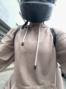 Snapshot of TaylorrHill chatting on February 19, 2026, 6:38 pm TaylorrHill online show from February 19, 2026, 6:38 pm