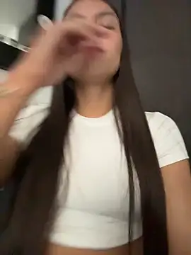 Snapshot of TaylorrHill chatting on March 1, 2026, 9:48 pm TaylorrHill online show from March 1, 2026, 9:48 pm