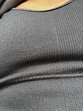 Snapshot of TaylorrHill chatting on February 18, 2026, 7:21 pm TaylorrHill online show from February 18, 2026, 7:21 pm