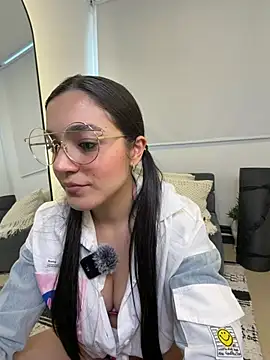 EVA WILD1 online show from February 17, 2026, 9:23 pm