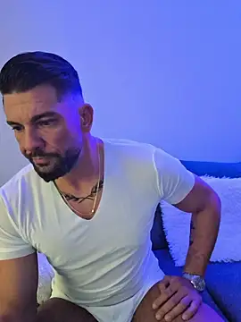 Angelo 33 online show from February 6, 2026, 8:05 pm