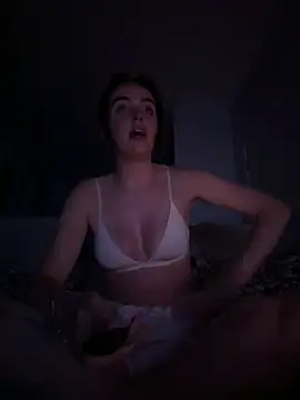 TayLovesxx online show from July 22, 2026, 10:01 pm